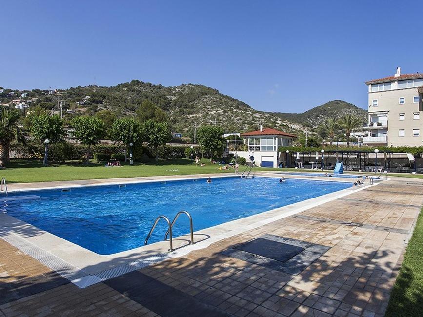 La Marina Sea Front By Hello Homes Sitges Exterior photo